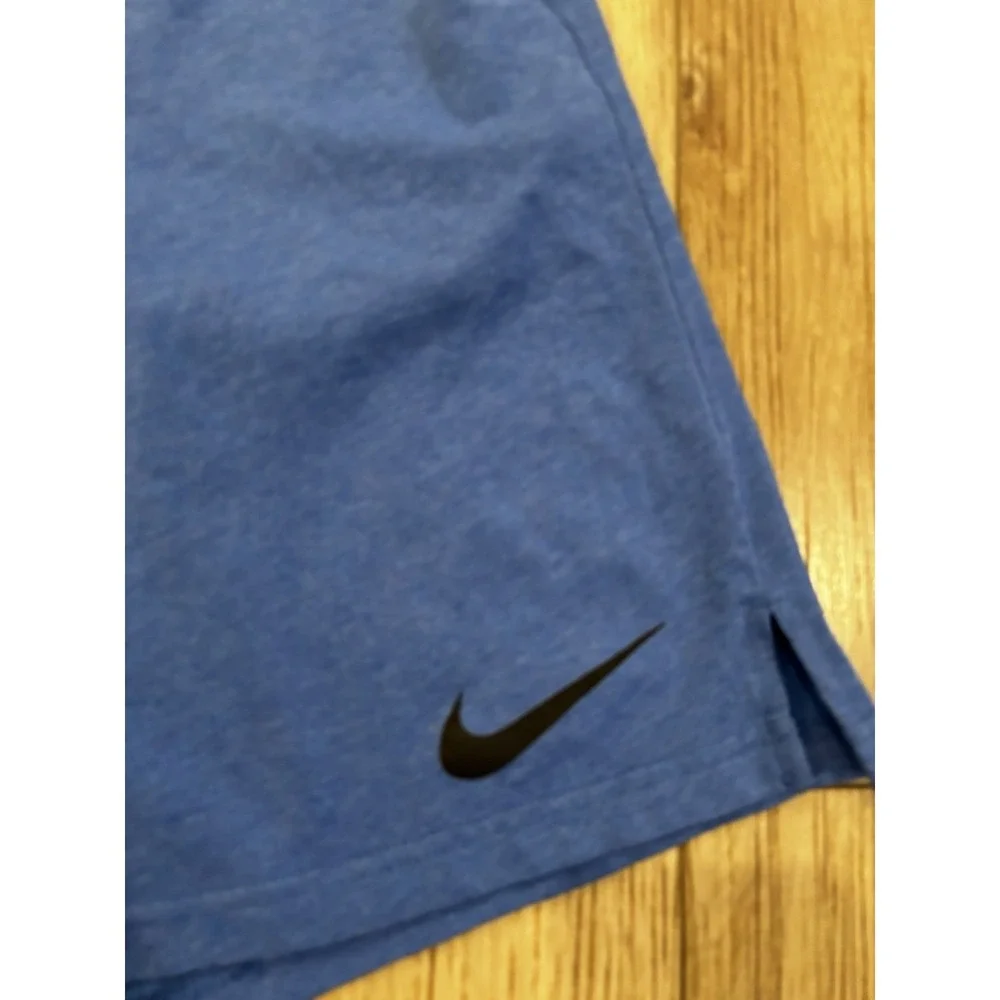 Nike Dri-Fit Athletic Shorts Men's Large Lightweight Gym Activewear Lot Of 2